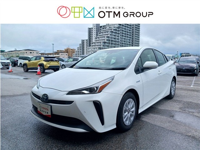 トヨタ プリウス