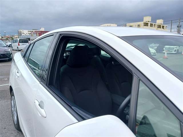 トヨタ プリウス