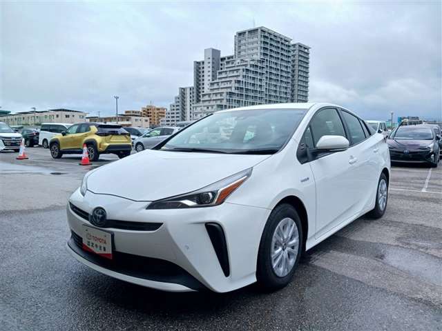 トヨタ プリウス