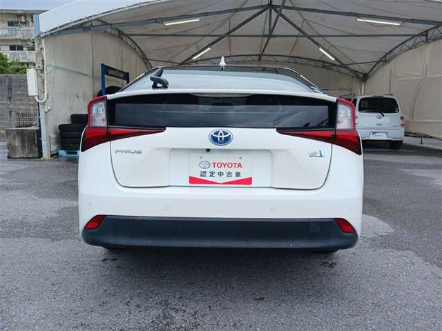 トヨタ プリウス