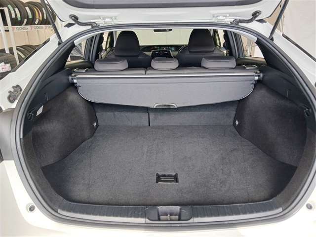 トヨタ プリウス