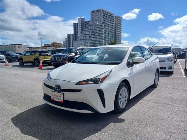 トヨタ プリウス