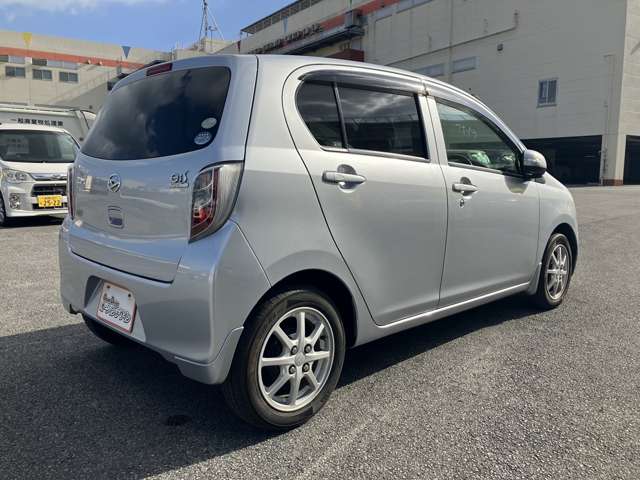 ダイハツ ミライース