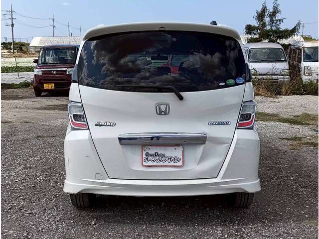 ホンダ フリードスパイクハイブリッド