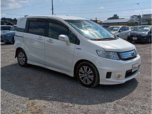 ホンダ フリードスパイクハイブリッド