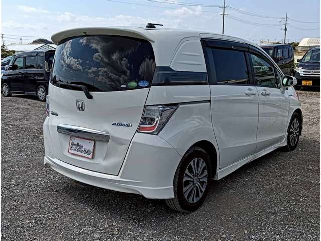 ホンダ フリードスパイクハイブリッド