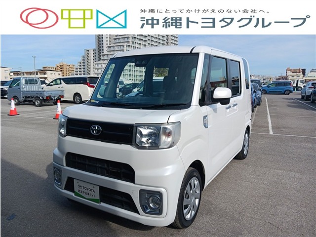 トヨタ ピクシスメガ 660D SAⅢ・2021(R3)年式・ホワイトパール・660cc