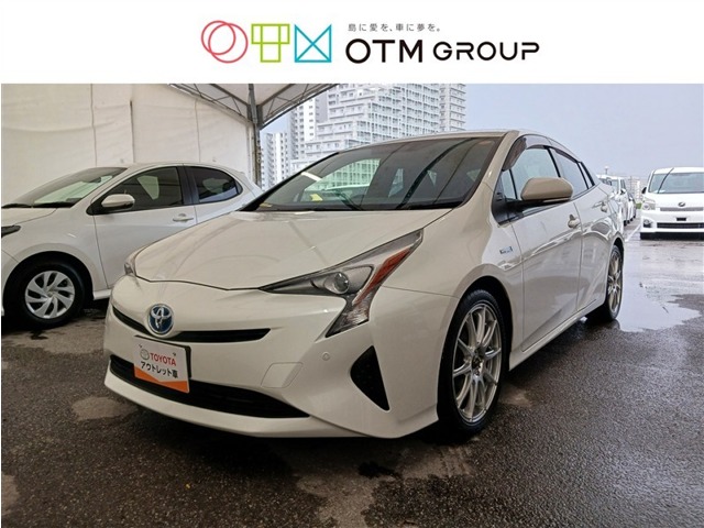 トヨタ プリウス