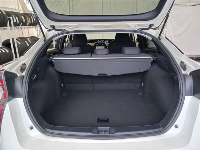 トヨタ プリウス