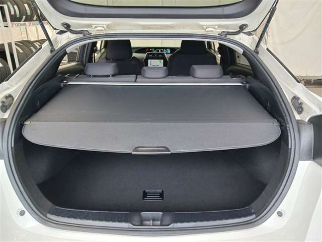 トヨタ プリウス