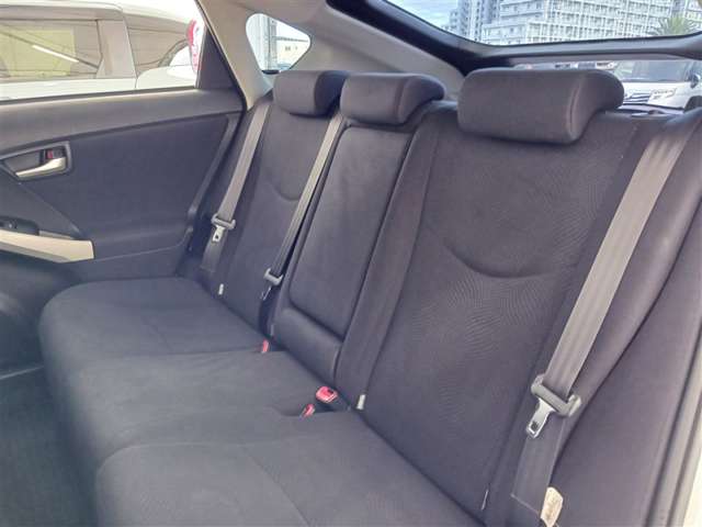 トヨタ プリウス