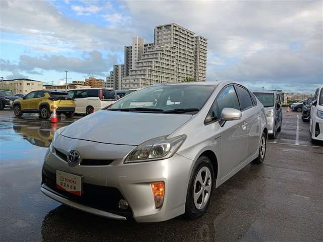 トヨタ プリウス