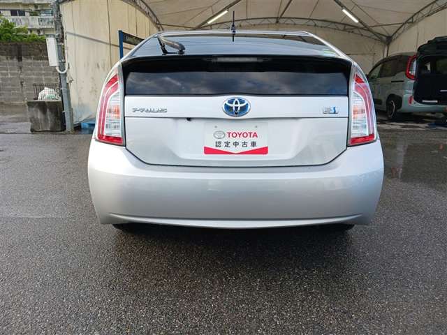 トヨタ プリウス