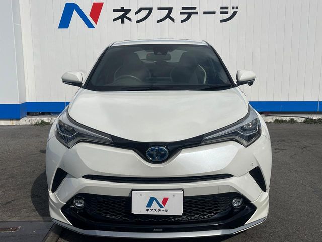トヨタ C-HR