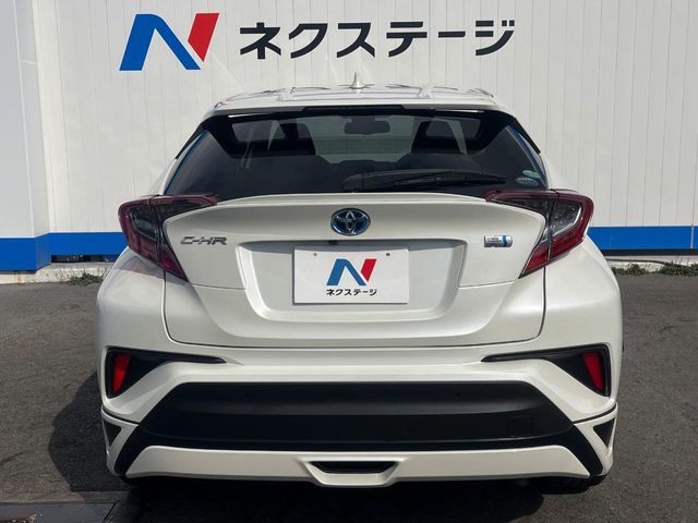 トヨタ C-HR
