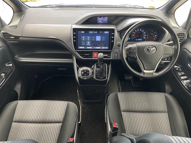 トヨタ ヴォクシー