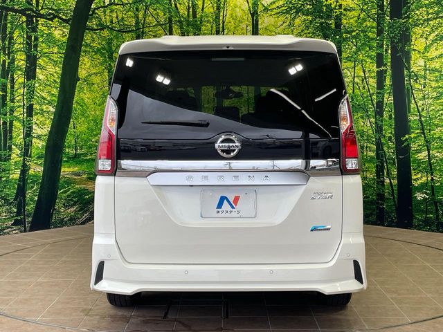 日産 セレナ