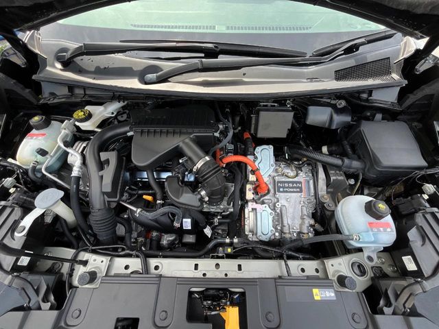 日産 ノートオーラ