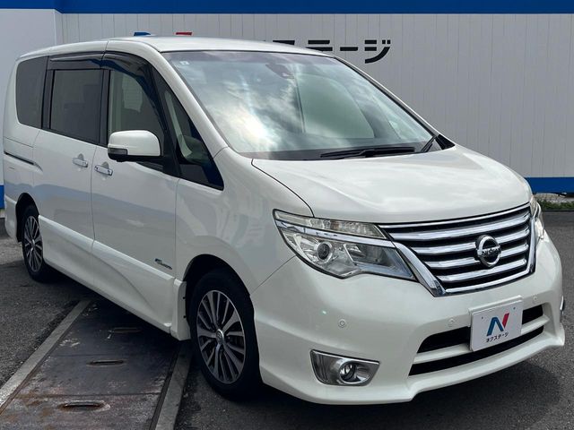 日産 セレナ