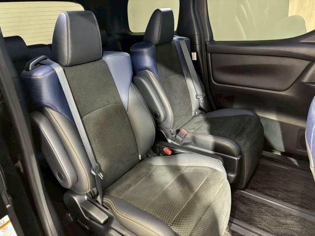 トヨタ ヴェルファイア