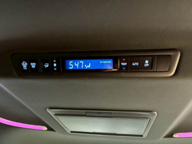 トヨタ ヴェルファイア