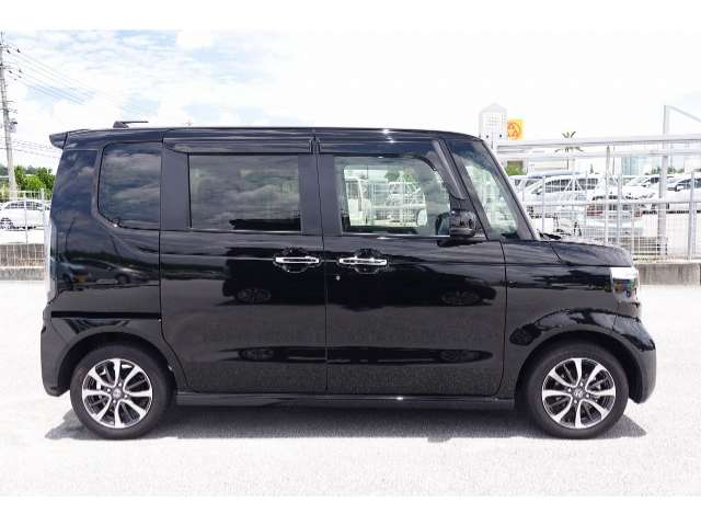 ホンダ N-BOX