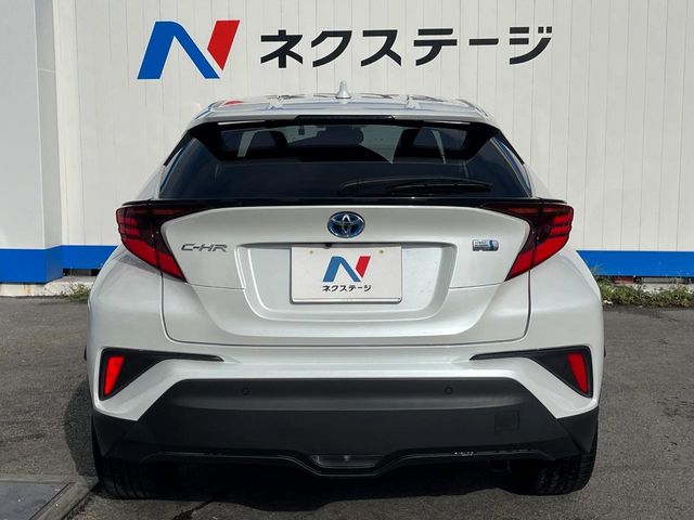トヨタ C-HR