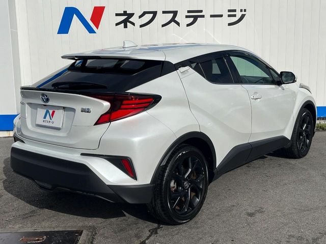 トヨタ C-HR