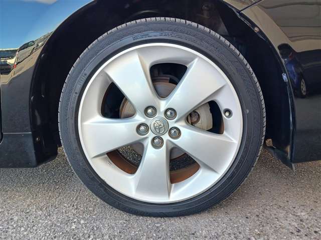 トヨタ プリウス