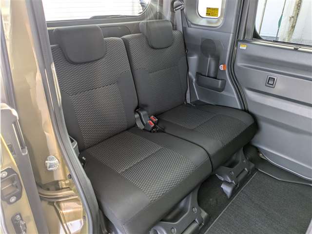 トヨタ ピクシスメガ