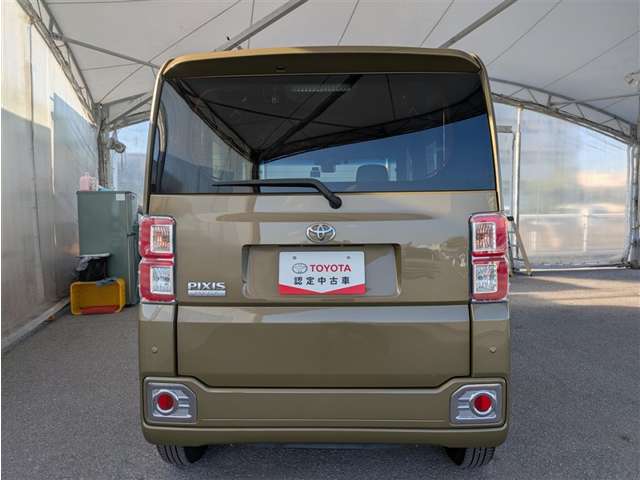 トヨタ ピクシスメガ