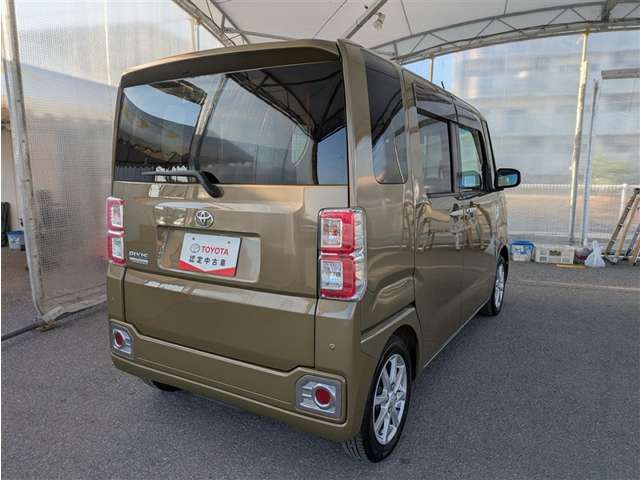 トヨタ ピクシスメガ