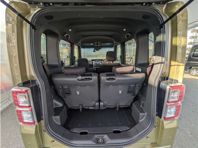 トヨタ ピクシスメガ