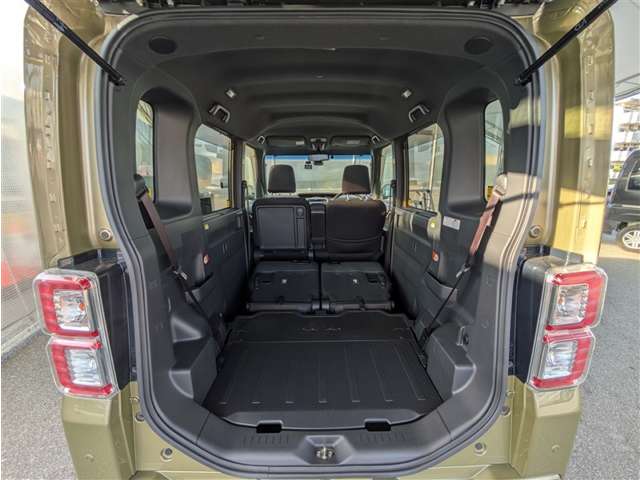 トヨタ ピクシスメガ