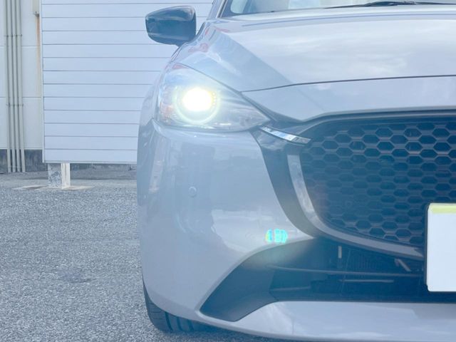 マツダ MAZDA2