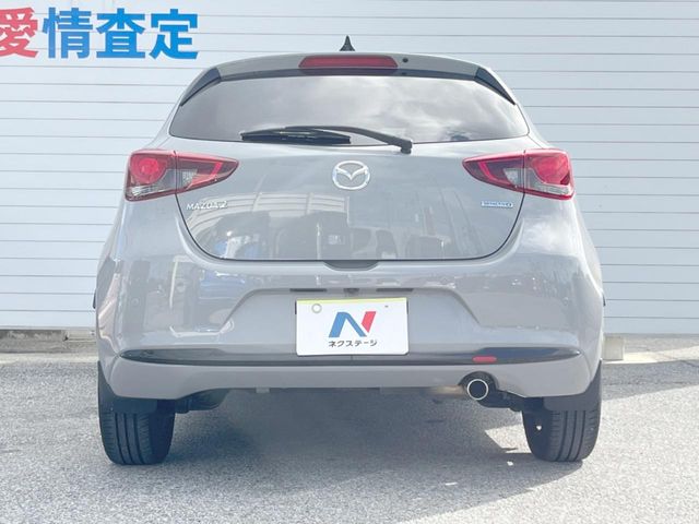 マツダ MAZDA2