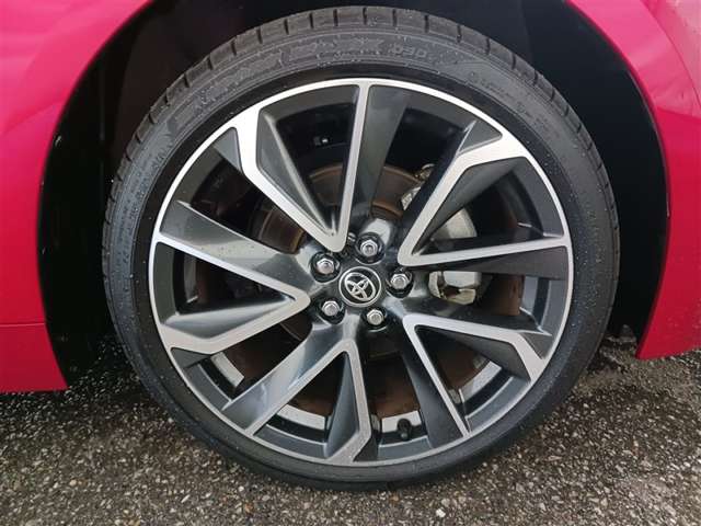 トヨタ カローラスポーツ