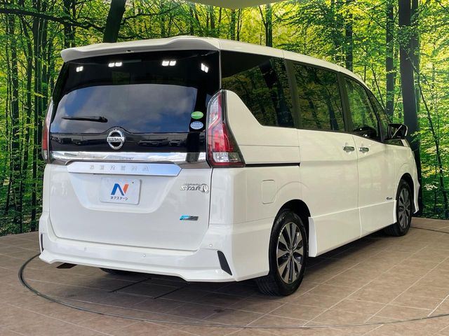 日産 セレナ