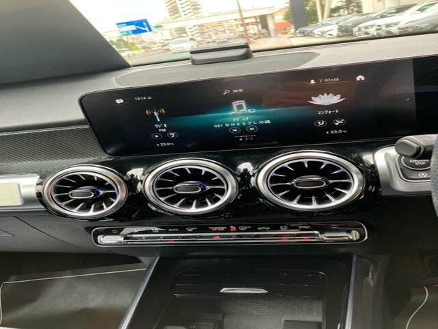 メルセデス・ベンツ GLB