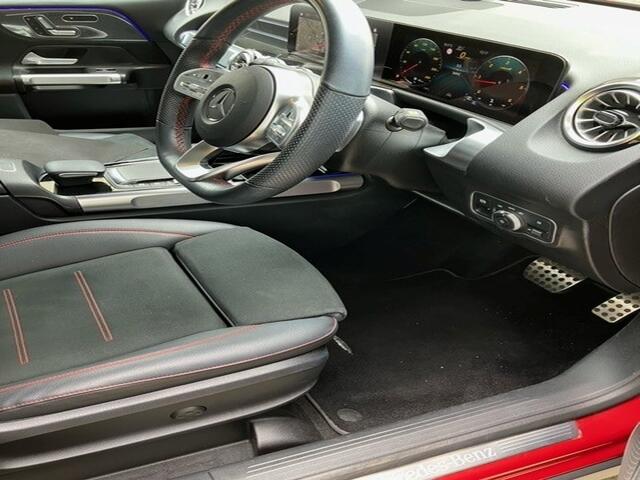 メルセデス・ベンツ GLB