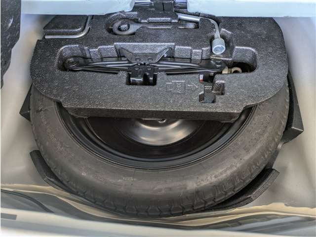 トヨタ プリウスα