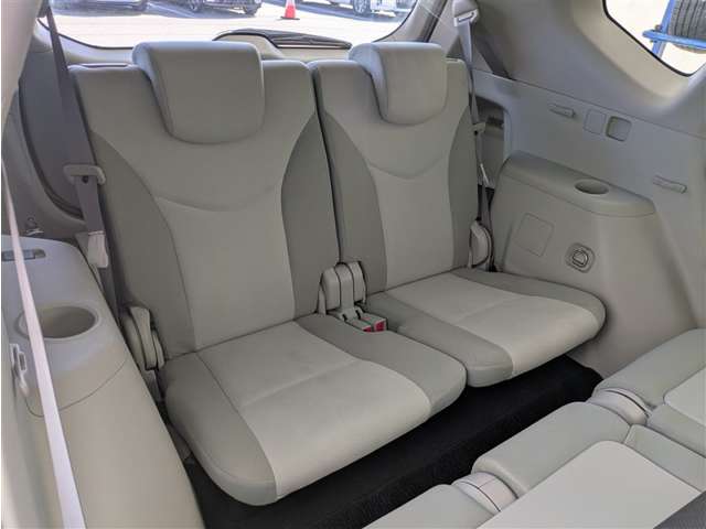 トヨタ プリウスα