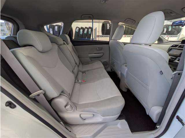 トヨタ プリウスα