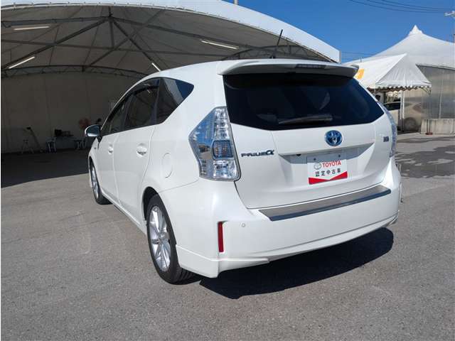 トヨタ プリウスα