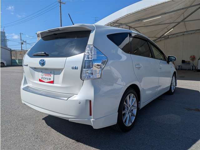 トヨタ プリウスα