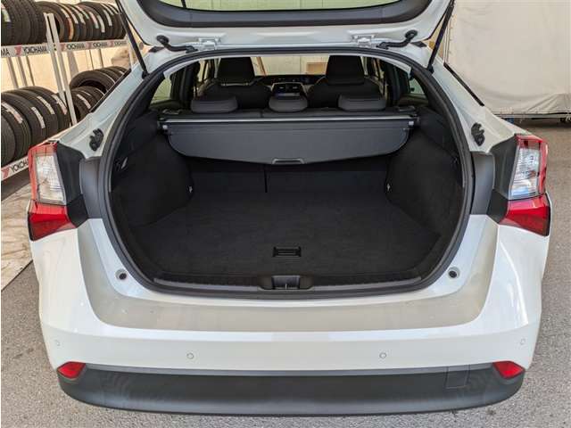 トヨタ プリウス