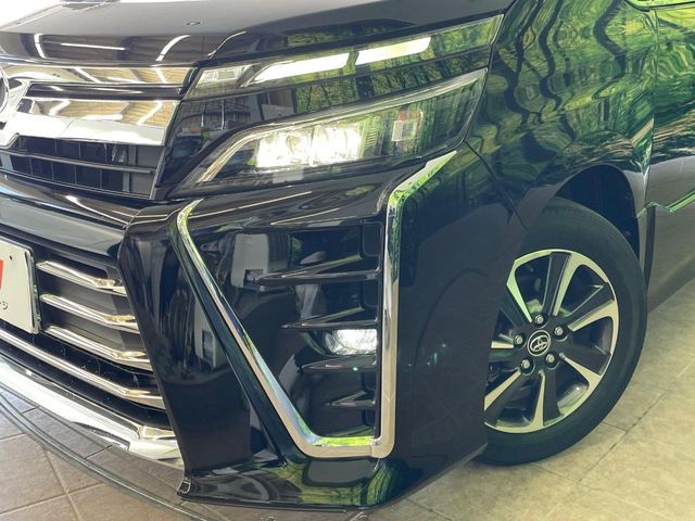 トヨタ ヴォクシー