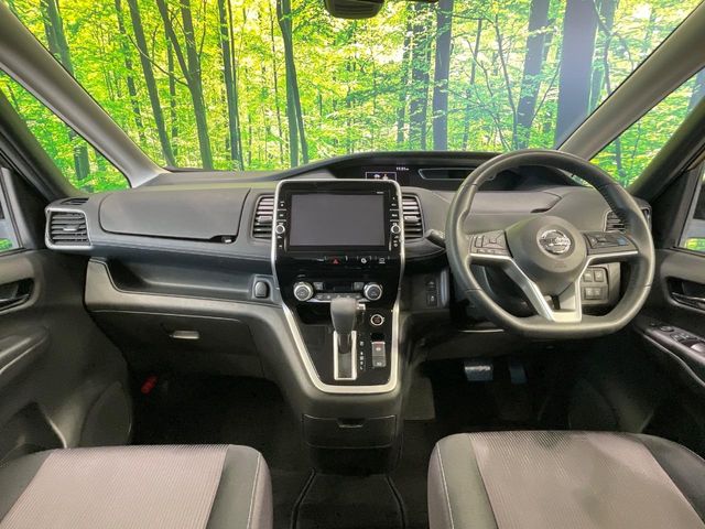 日産 セレナ
