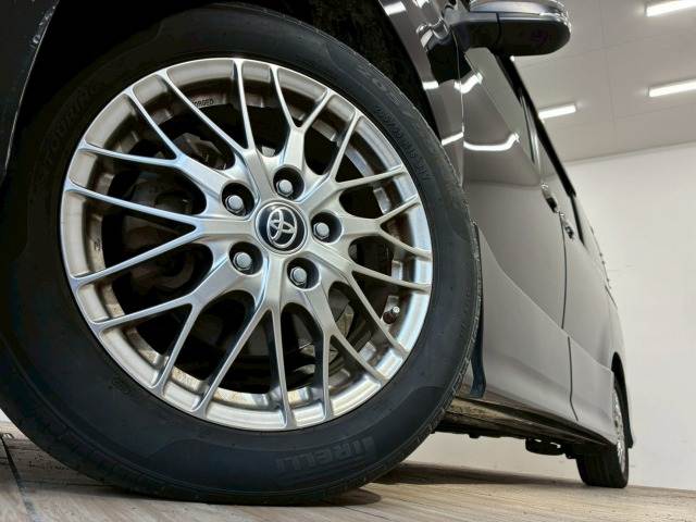 トヨタ ヴォクシー