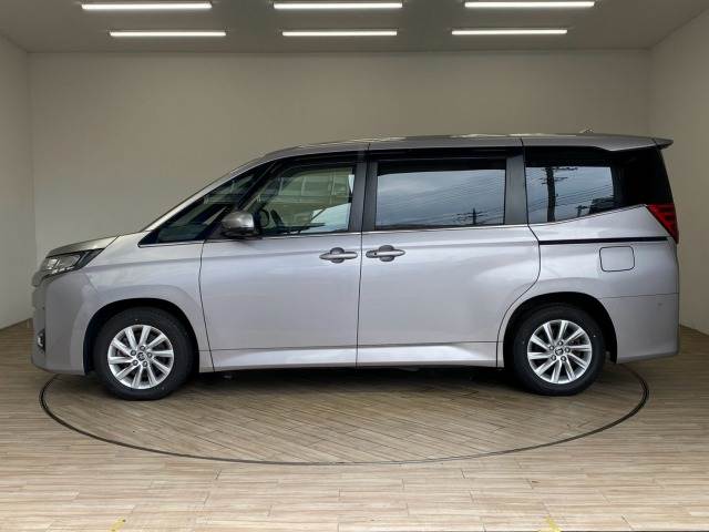 トヨタ ノア